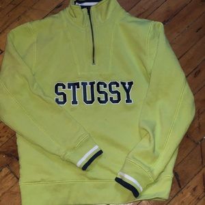 STUSSY HALF ZIP SWEATER SUZE MEDIUM